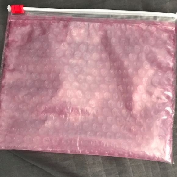 💕Glossier Tumbler💕  Limited Edition✨ - Picture 4 of 4